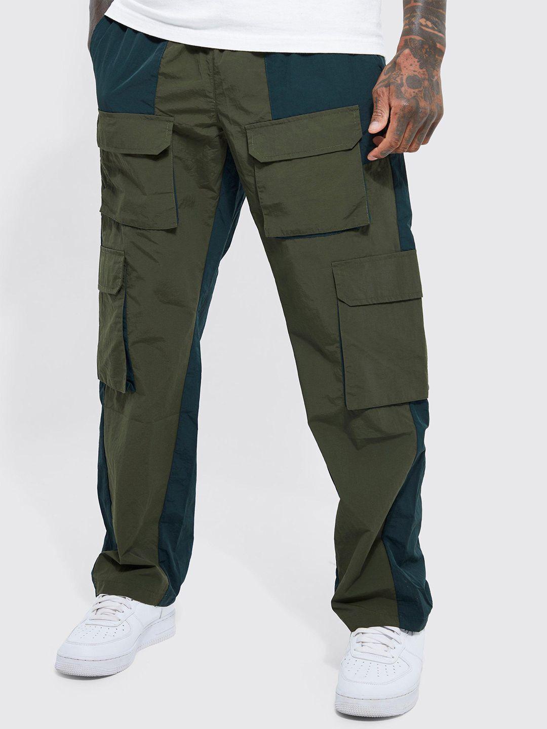 boohooman contrast detail cargo trousers