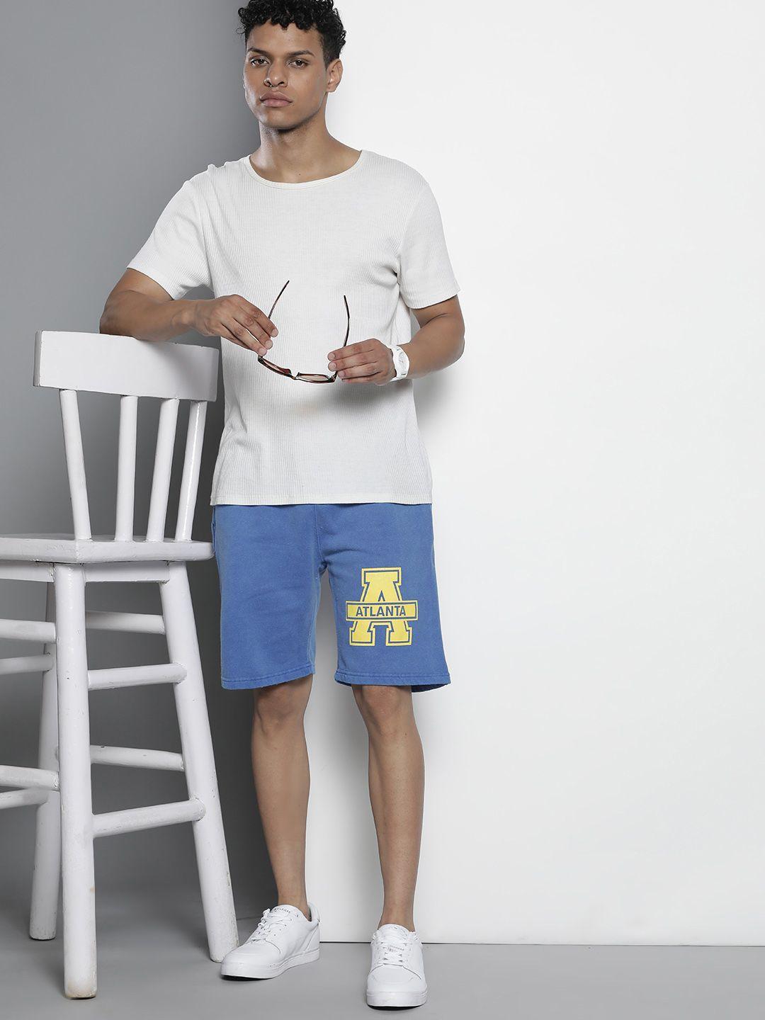 boohooman men blue printed shorts