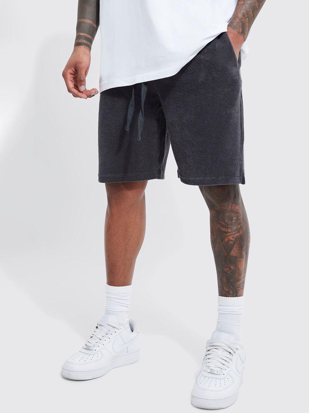 boohooman men loose fit split hem towelling shorts