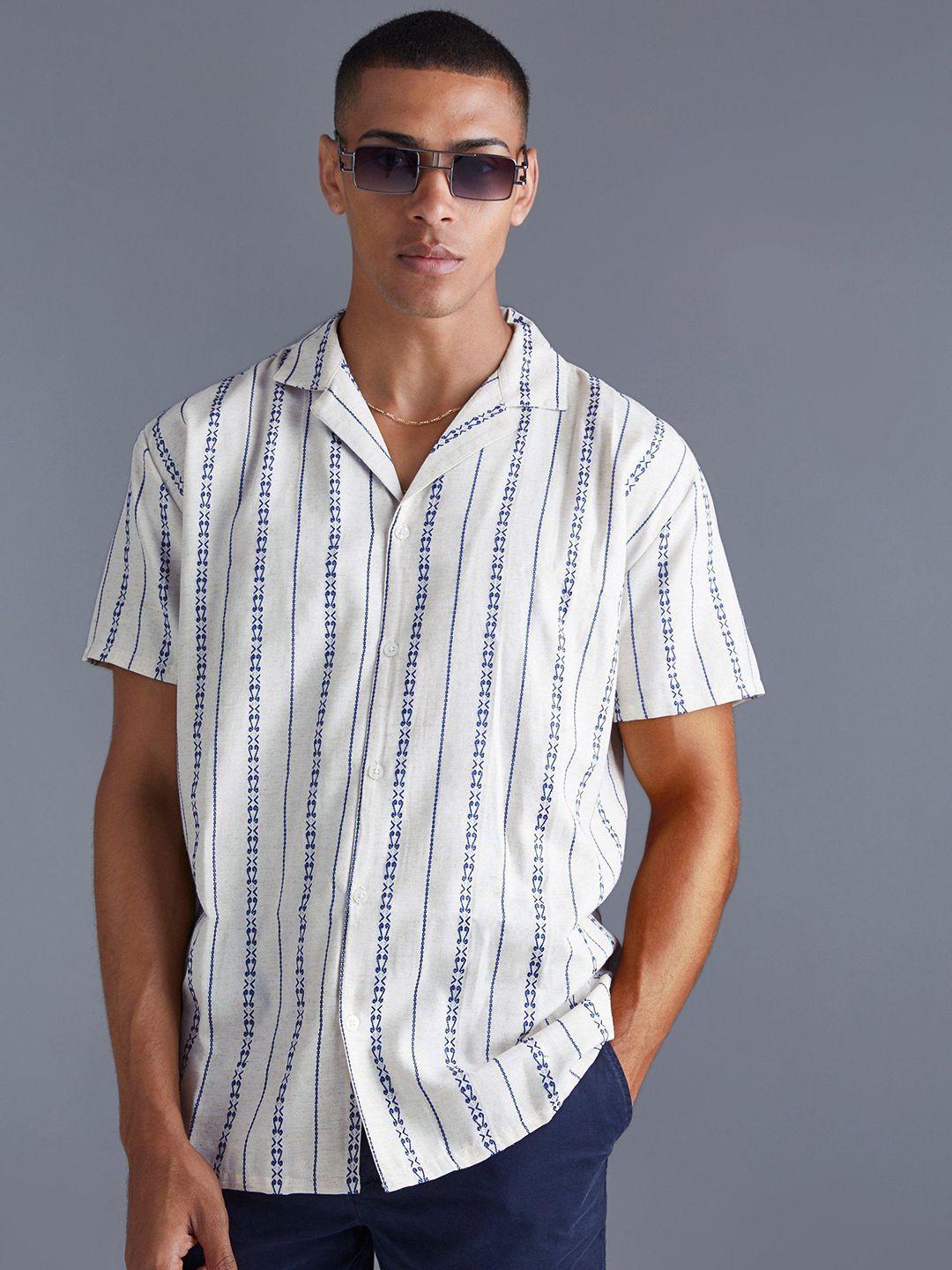 boohooman spread collar striped regular fit shirt