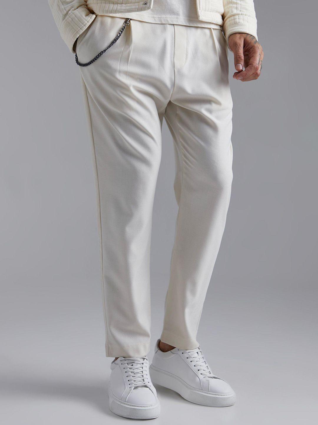 boohooman tapered fit pleated trousers