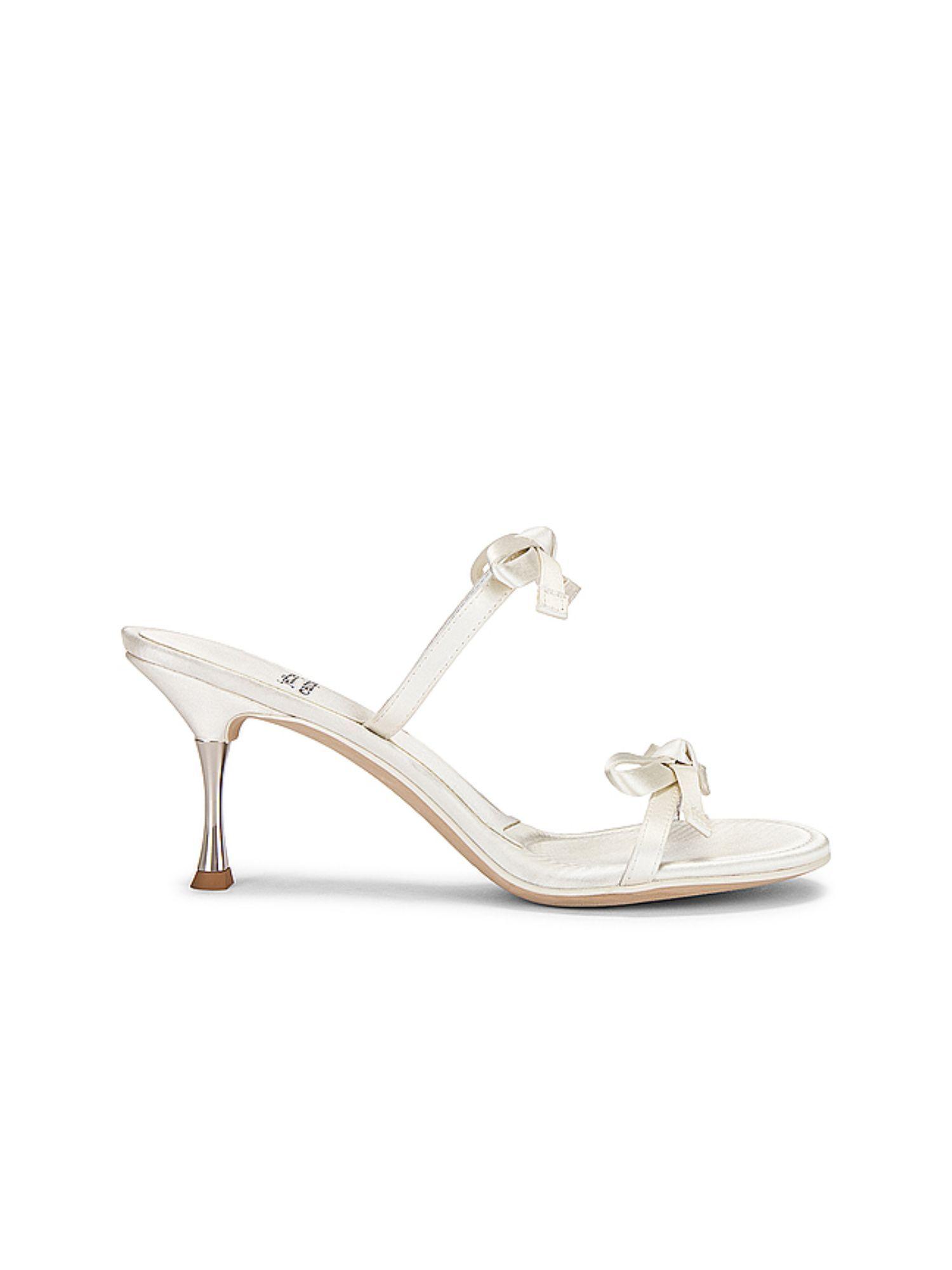 bow-bow sandal