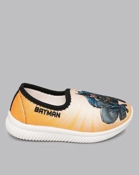 boys batman print casual shoes
