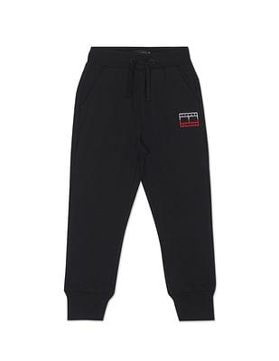 boys black mid rise solid joggers