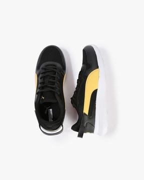 boys relent youth lace-up sneakers