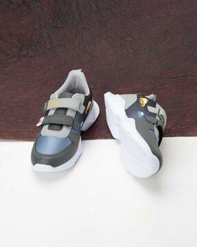 boys shoes with velcro fastening