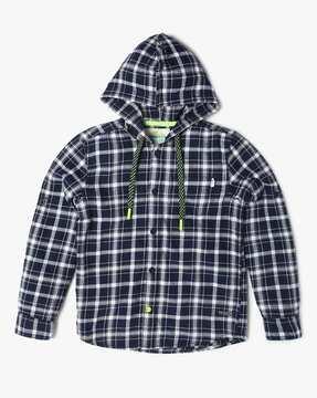 boys checked regular fit hooded shirt