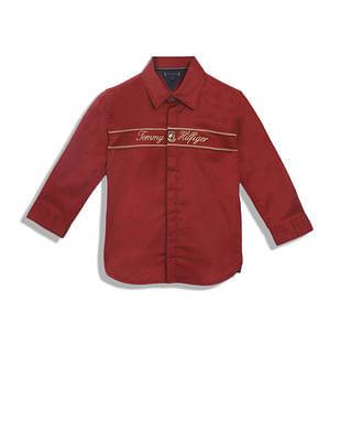 boys embroidered script shirt