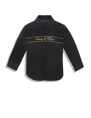 boys embroidered script shirt