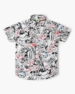 boys graphic print regular fit shirt