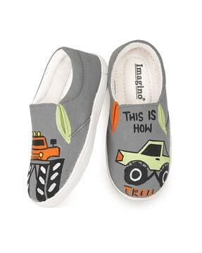boys graphic print slip-on shoes