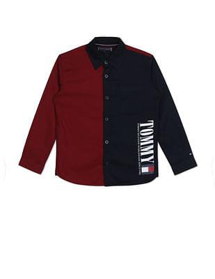 boys navy and red colour block placement logo shirt