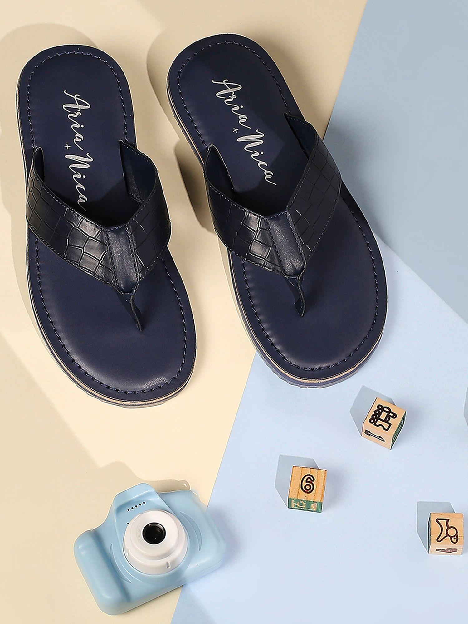 boys navy blue round toe flip-flops