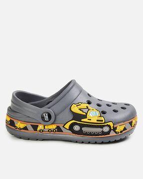 boys perforated slingback clogs