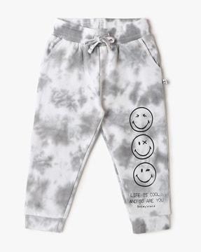 boys printed regular fit joggers