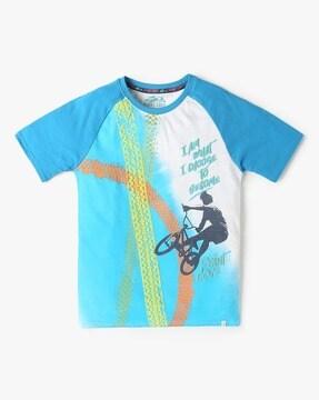 boys printed relaxed fit round-neck t-shirt