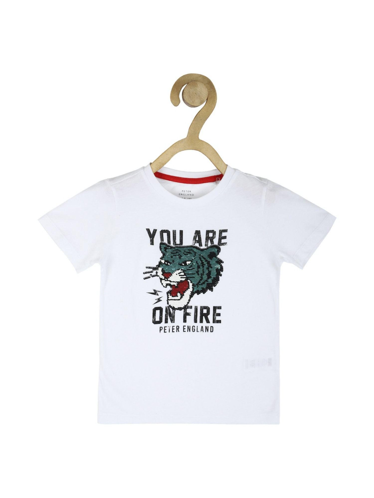 boys white graphic t-shirt