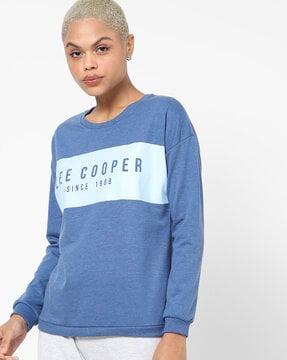 brand print crew-neck t-shirt with drop-shoulder sleeves