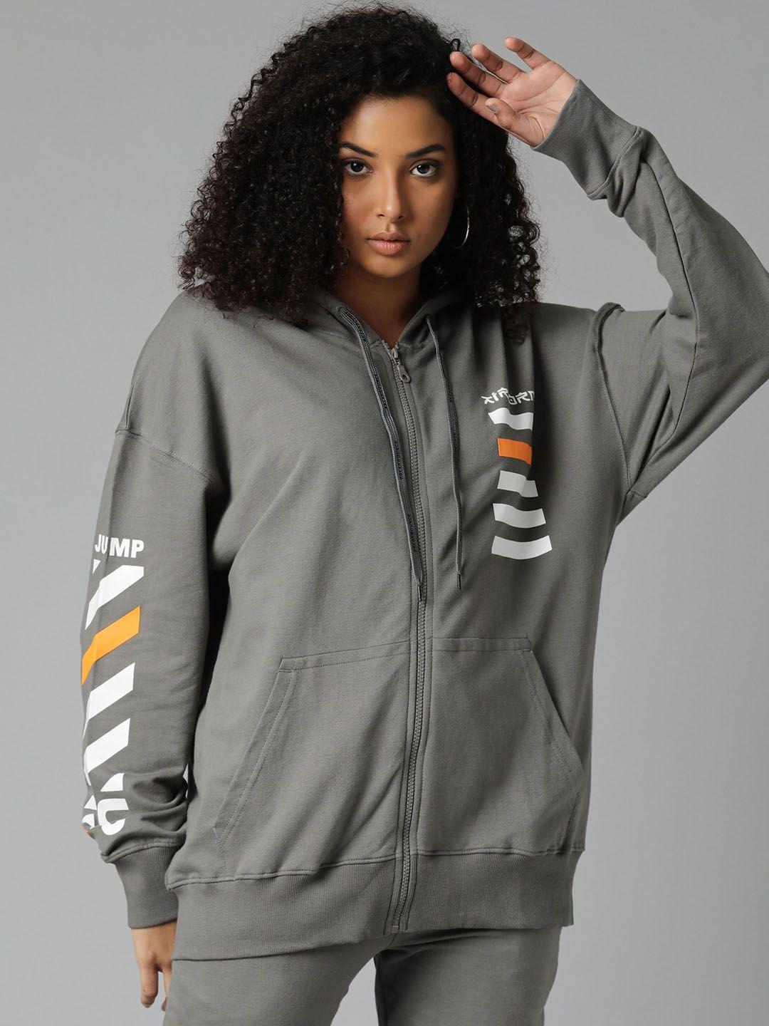 breakbounce grey & white women printed hooded sporty jacket