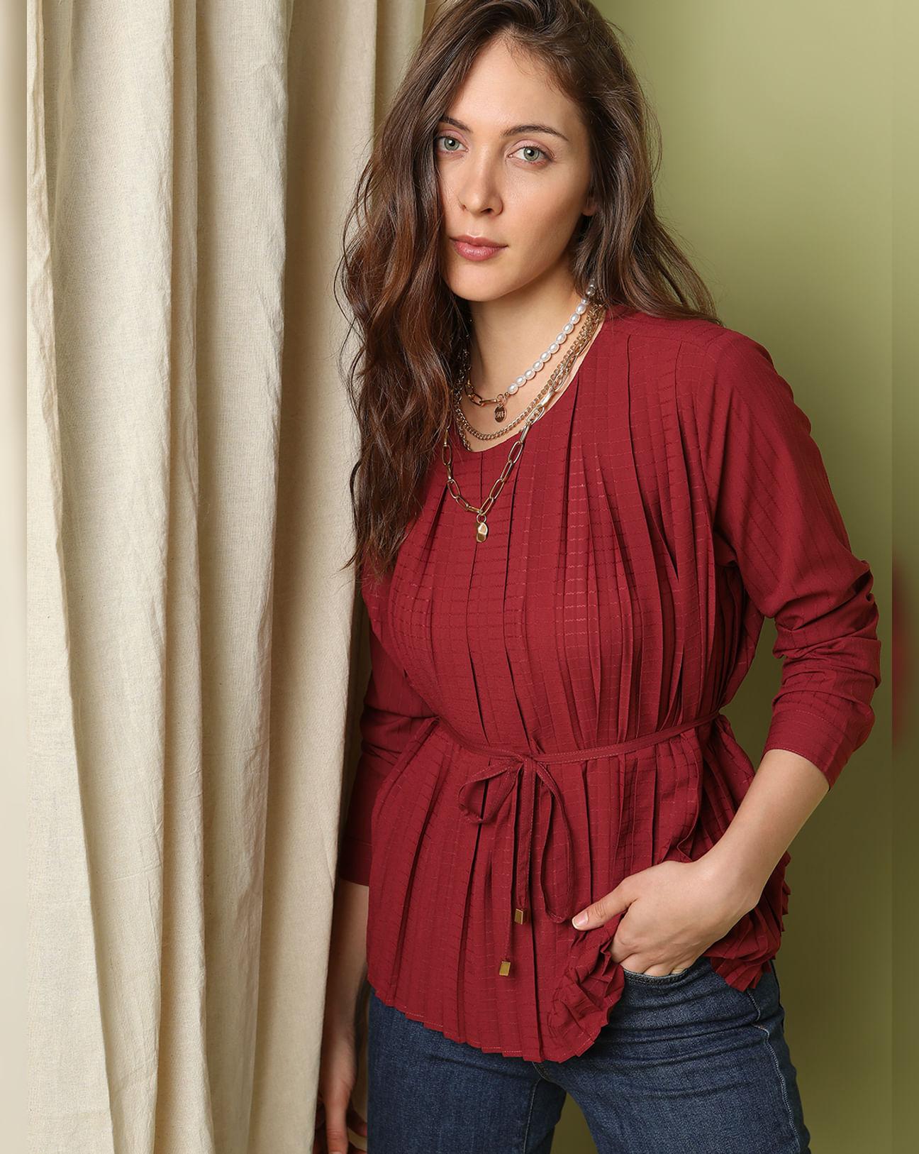 brick red pleated top