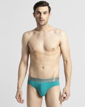 briefs with elasticated waist