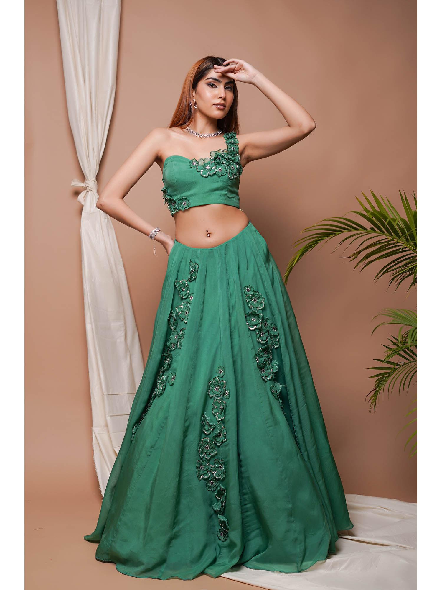 bright green 3-d organza indo lehenga with blouse (set of 2)