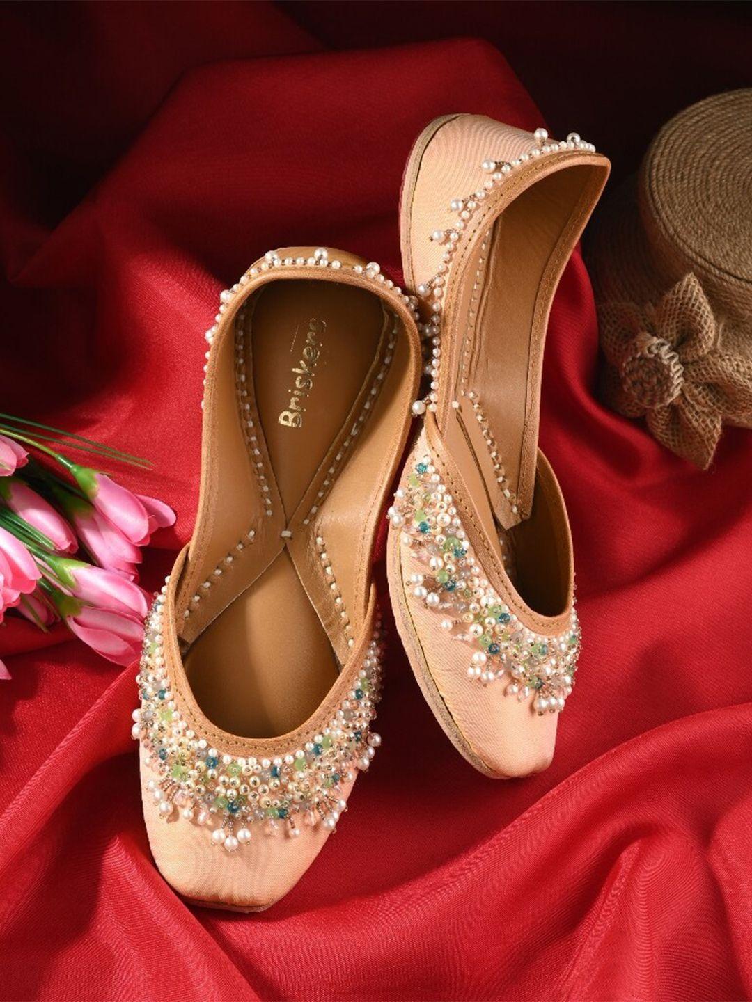 briskers embellished round toe mojaris