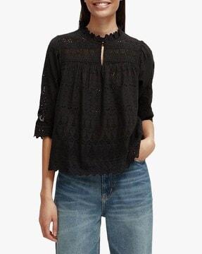 broderie anglaise top