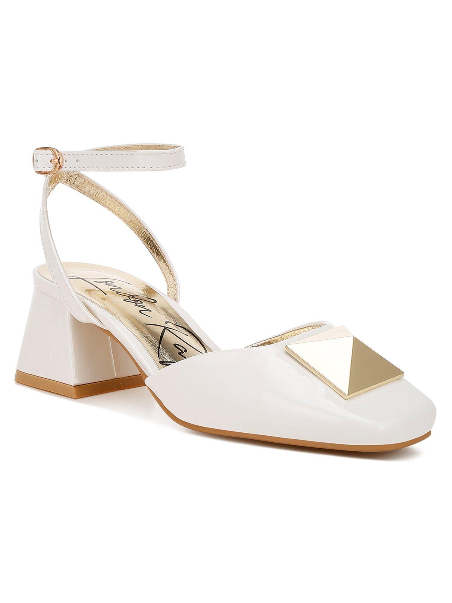 brooch detail ankle strap sandals - off white