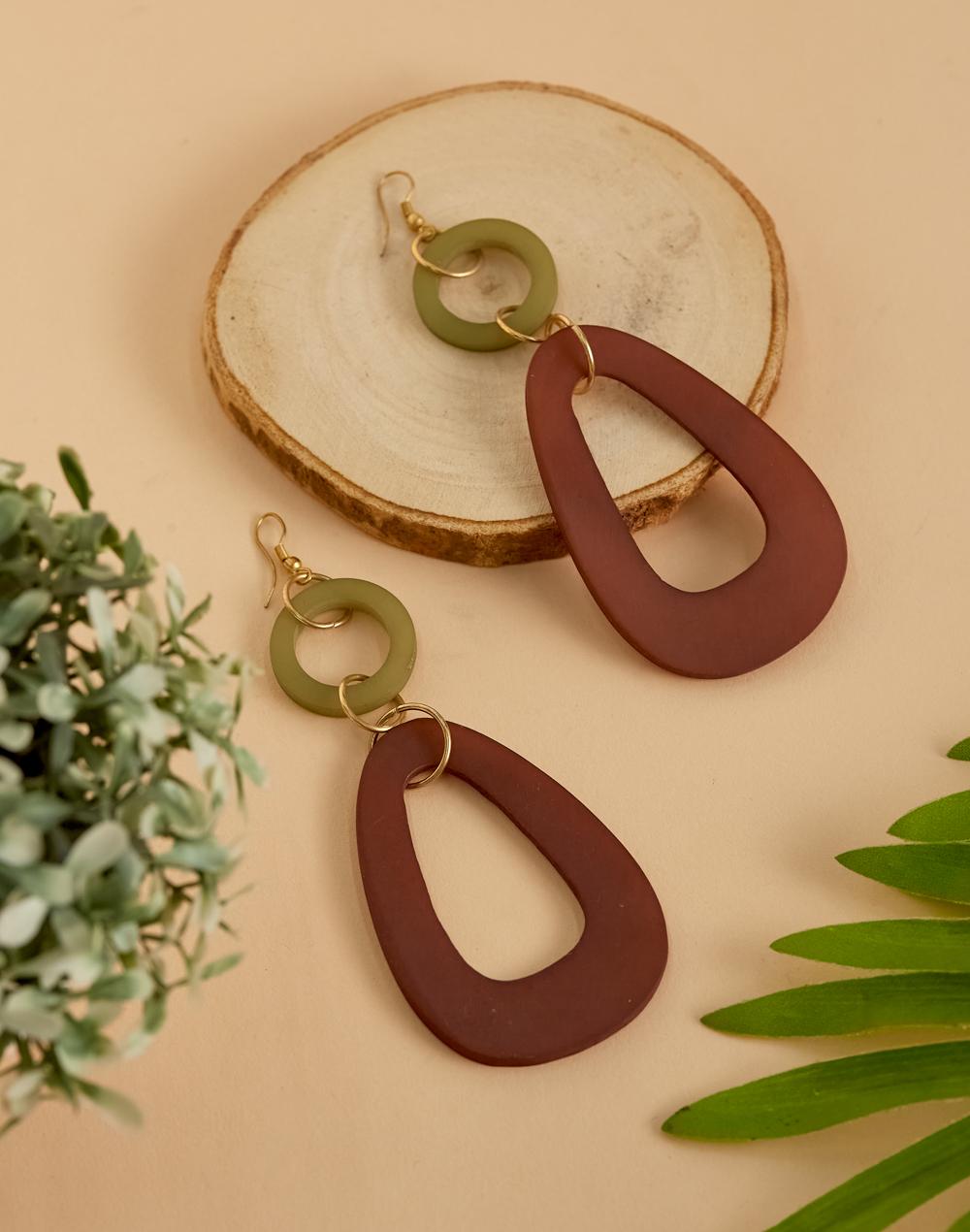 brown metal dangler earrings