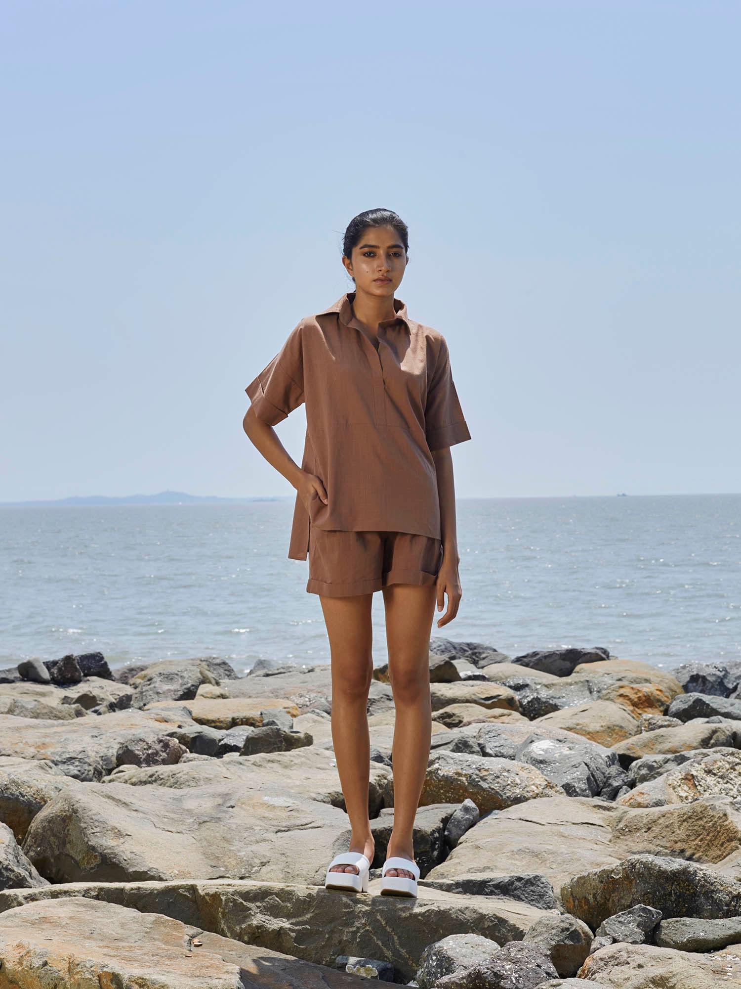 brown ekin shirt and shorts (set of 2)