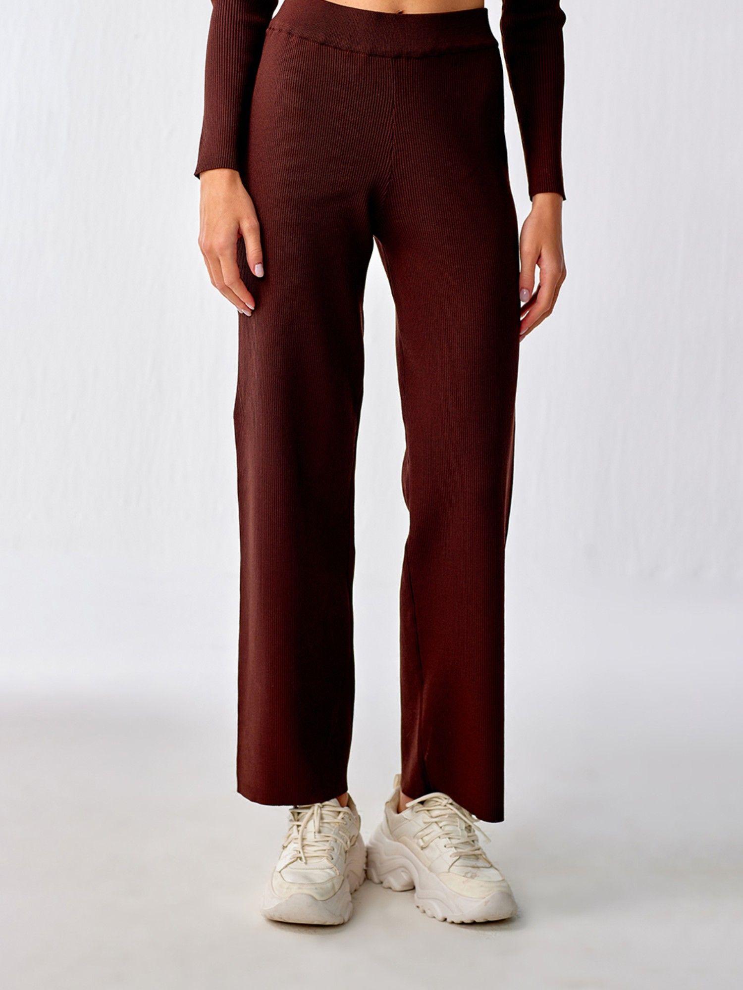 brown kick straight knit trousers