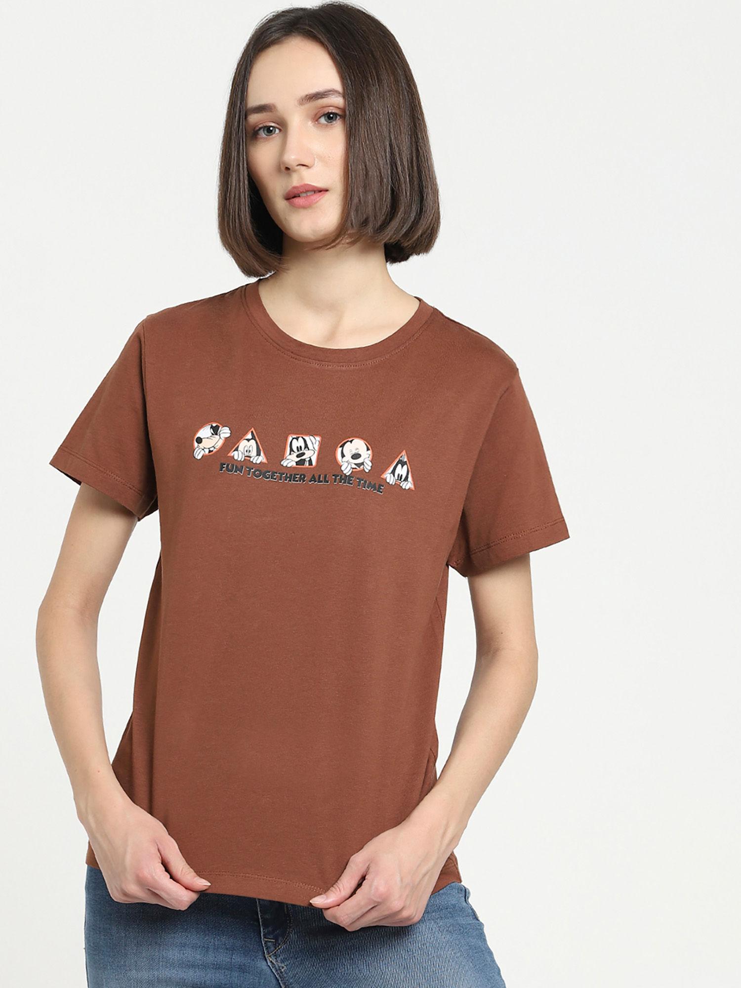 brown printed t-shirt