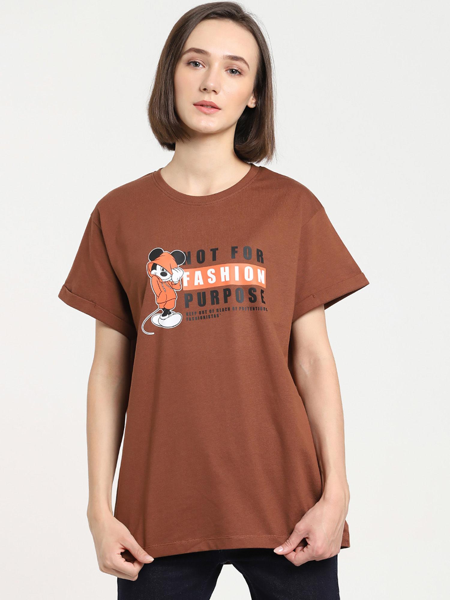 brown printed t-shirt