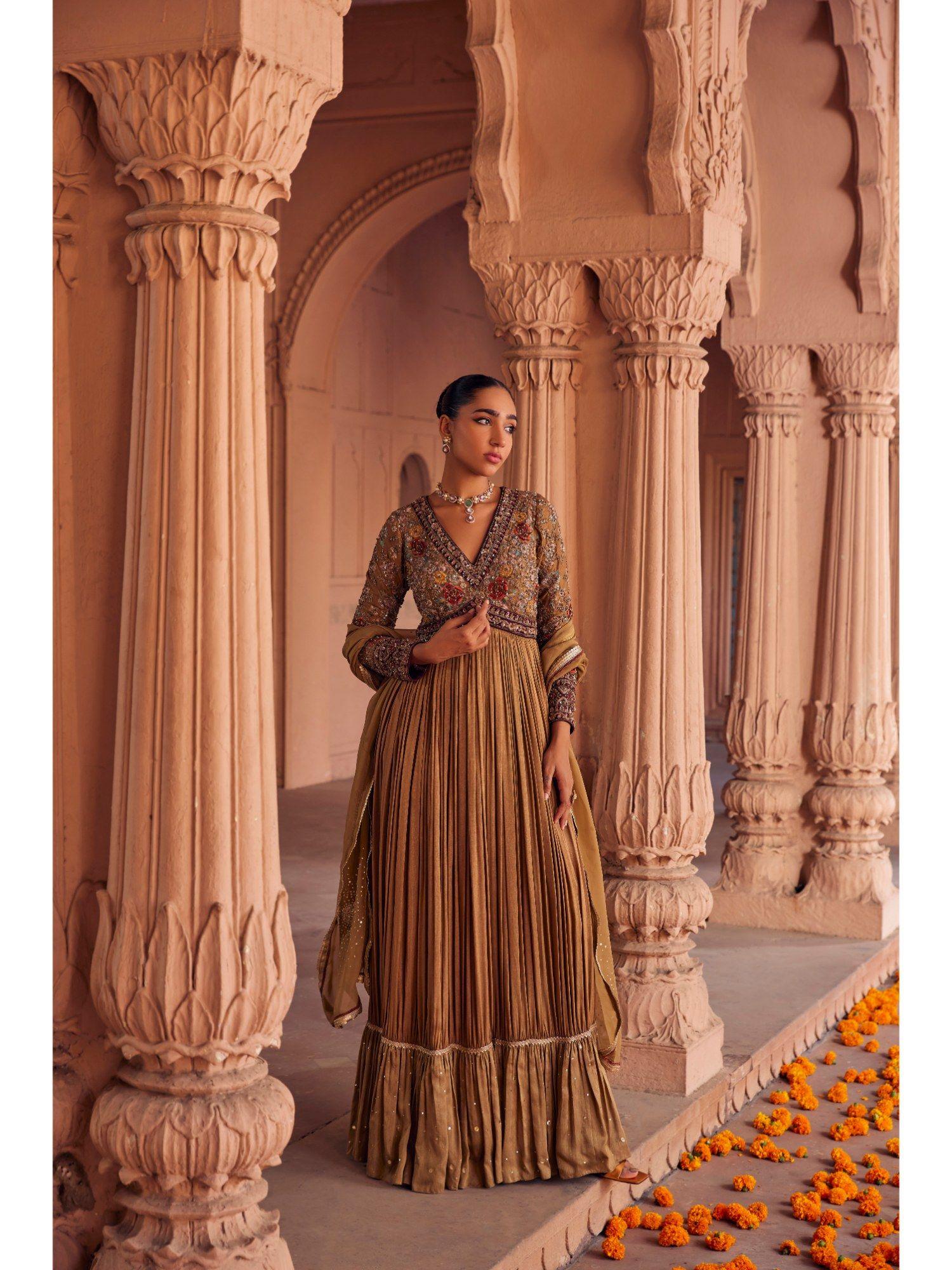 brown sarvi anarkali