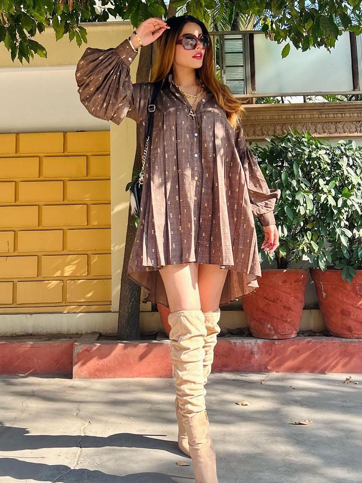 brown shirt dress