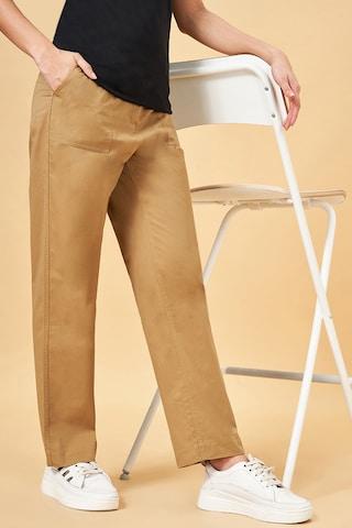 brown solid cotton women regular fit trousers