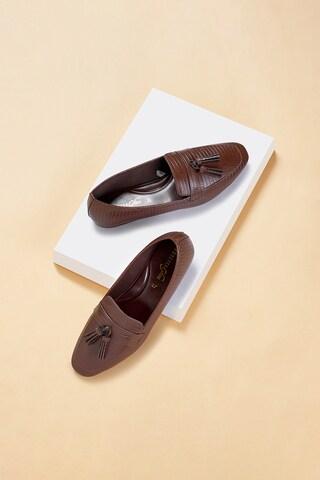 brown textured casual women loafers