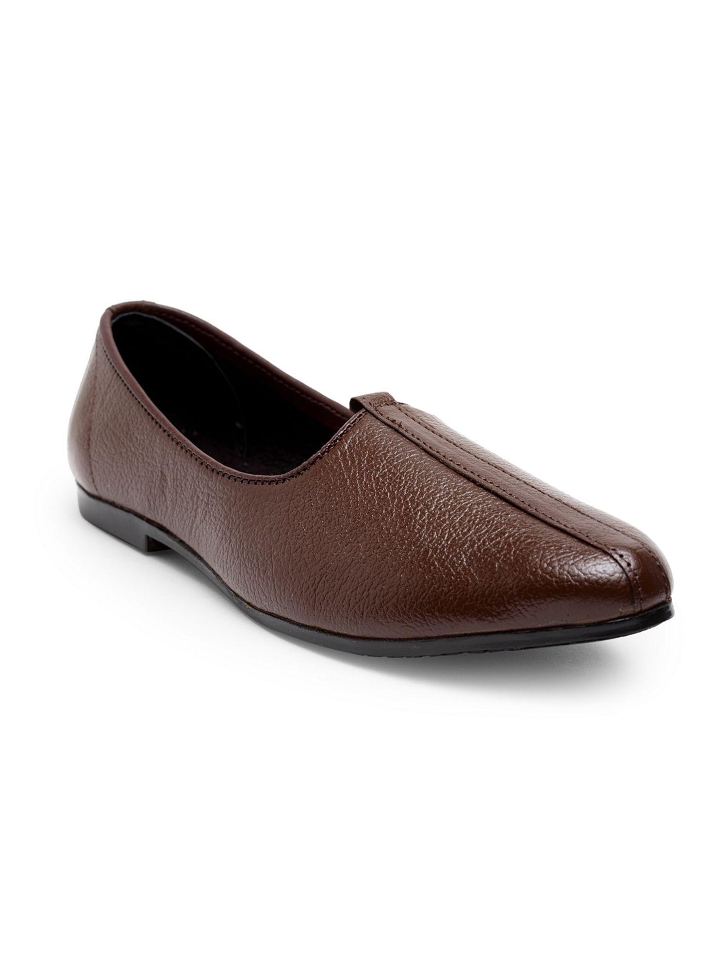 brown textured slip-on