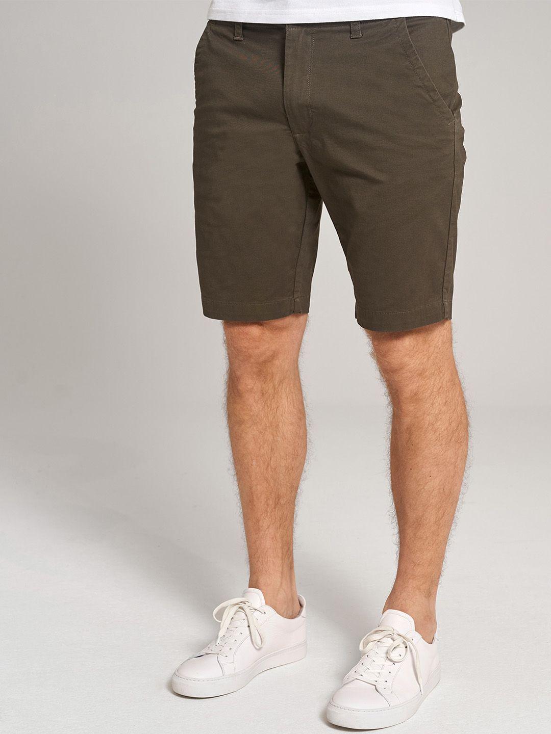 bruun & stengade men olive green slim fit shorts