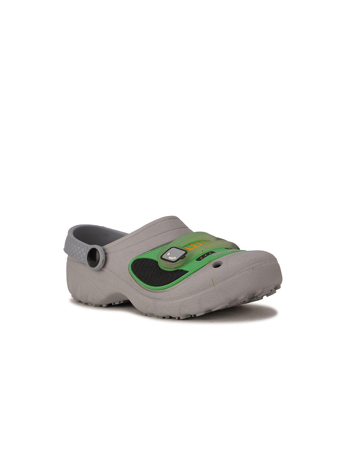 bubblegummers boys grey & green clogs