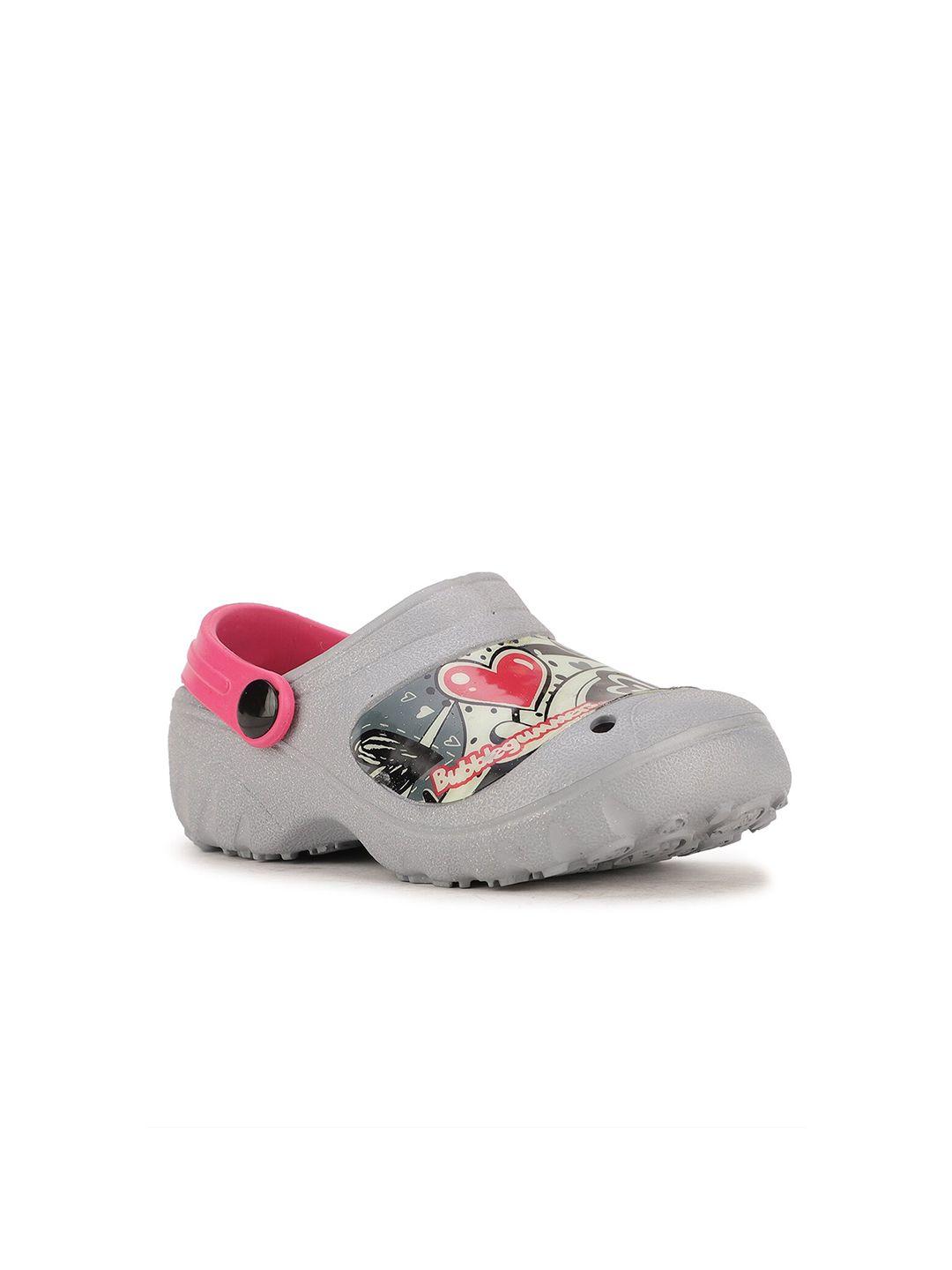 bubblegummers boys grey & pink clogs sandals