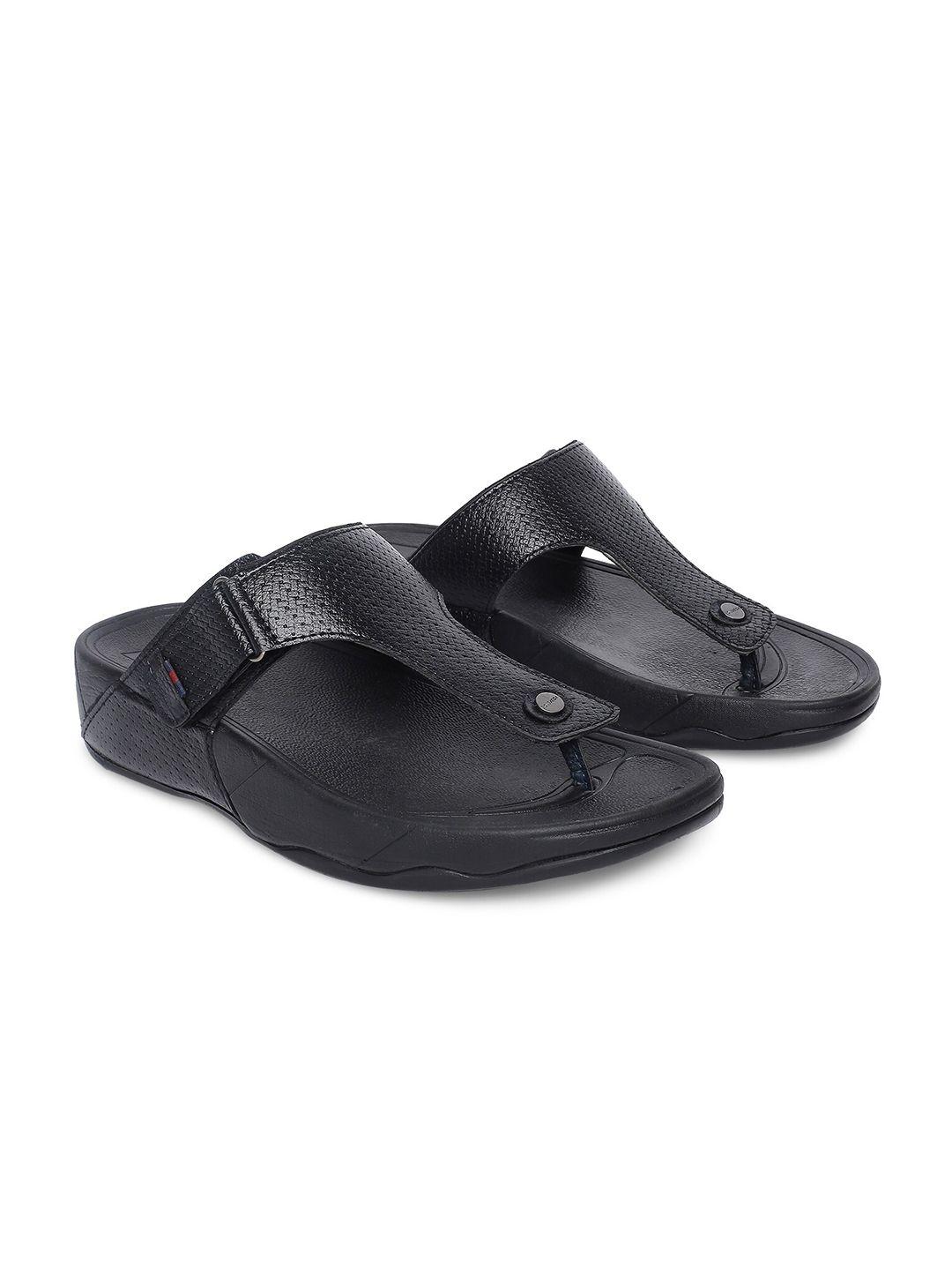 buckaroo-men-textured-comfort-sandals