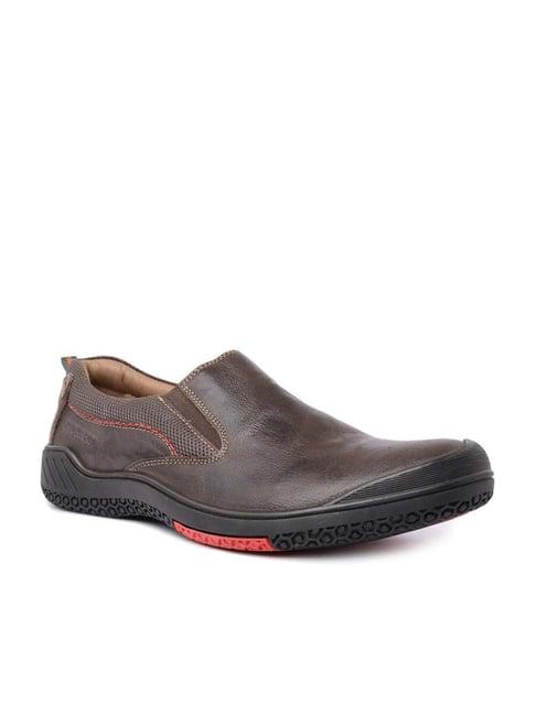 buckaroo men's brown casual slip-ons