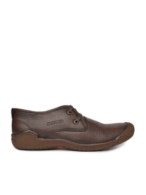 buckaroo men's otilio tan derby shoes