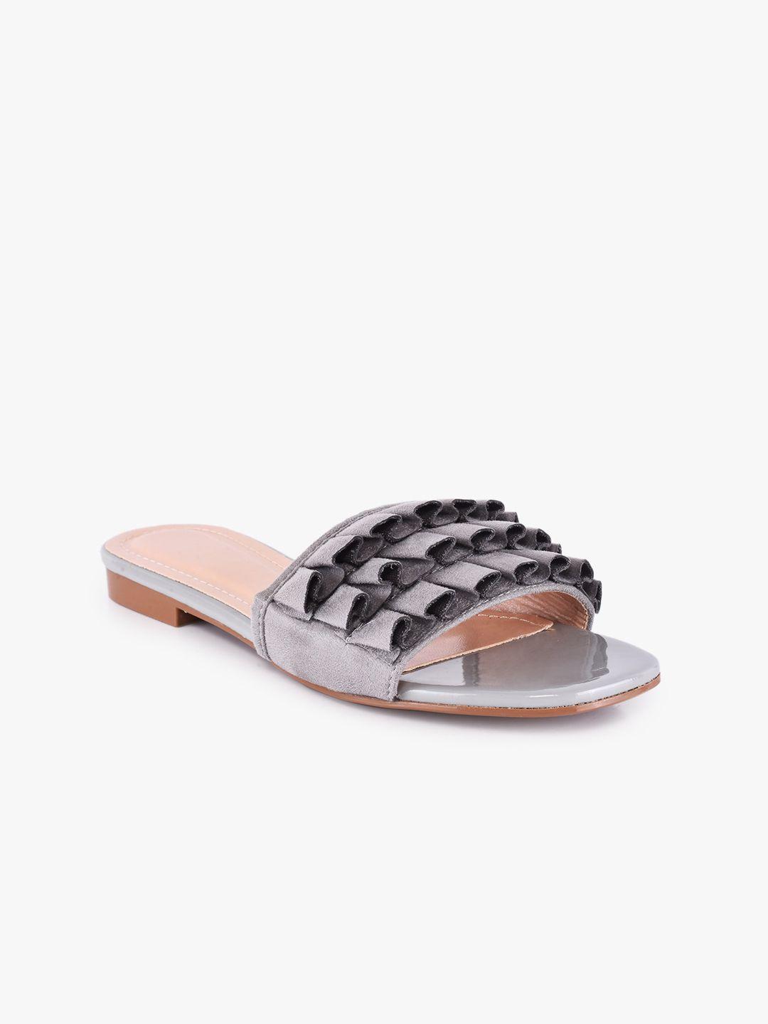 buckleup women grey printed open toe flats