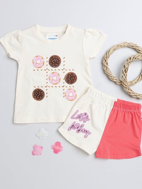 bumzee kids cream & coral printed t-shirt with shorts