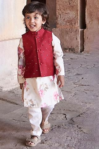 burgundy chanderi bundi jacket with kurta set for boys