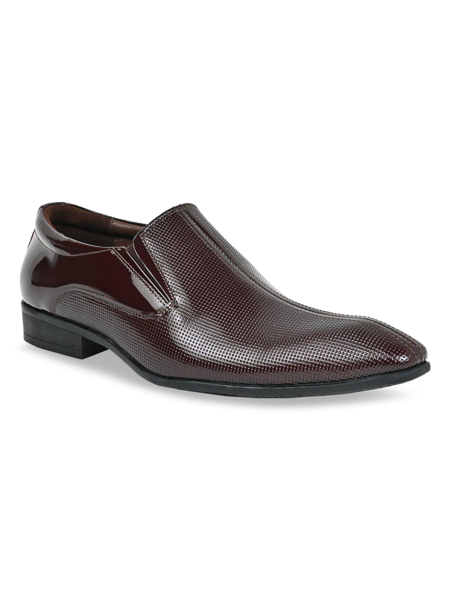 burgundy men textured leather formal patent shoes
