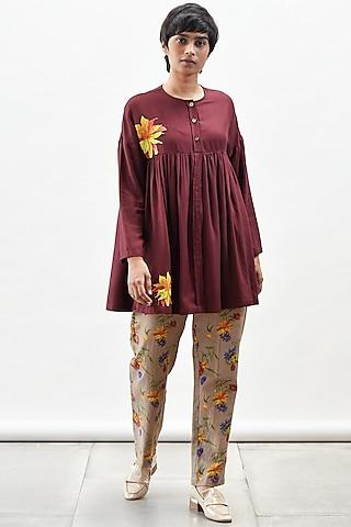 burgundy top with patchwork